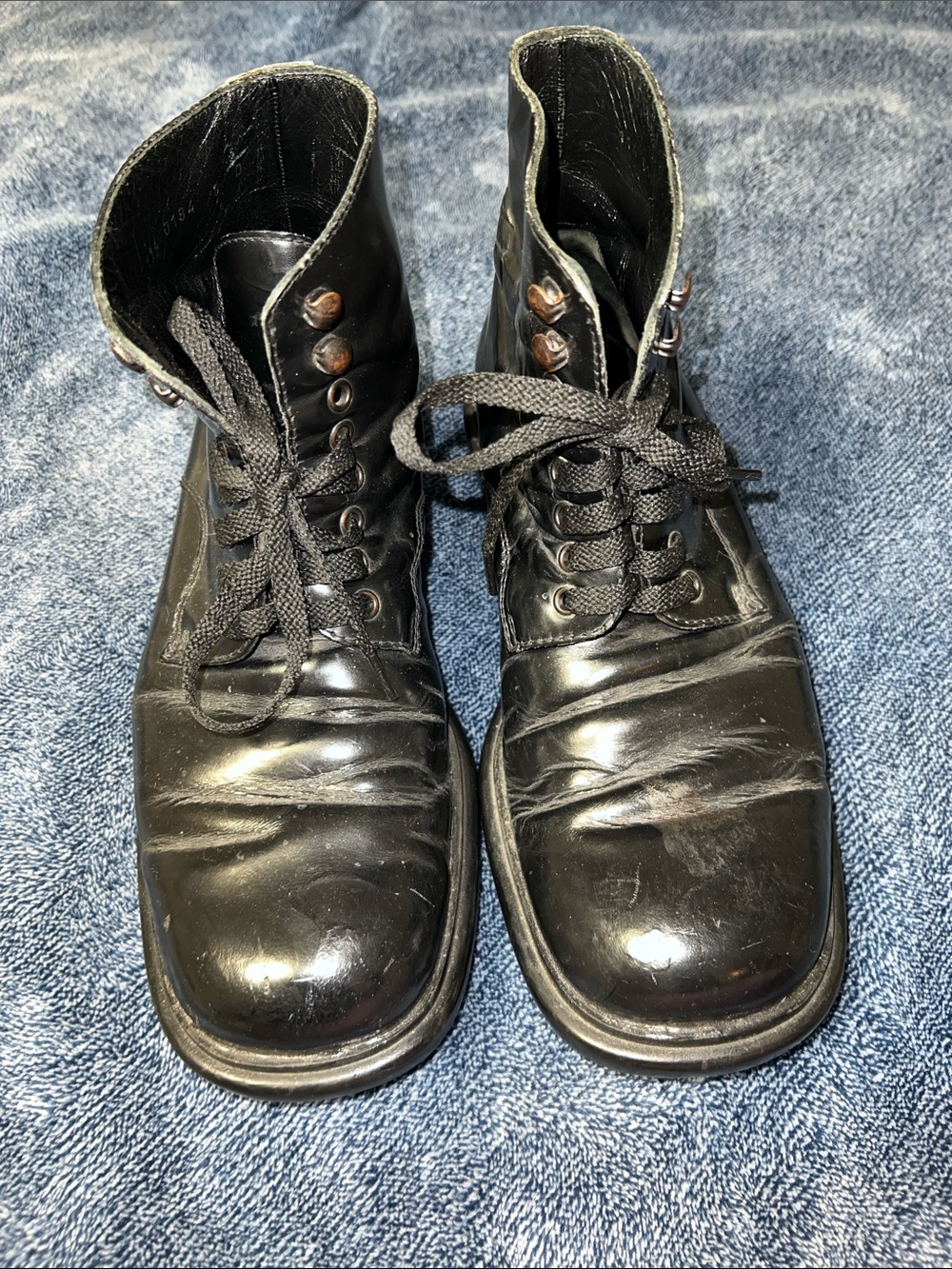 Gucci Classic Black Men's Lace-Up Leather Boots Size 8 COA included